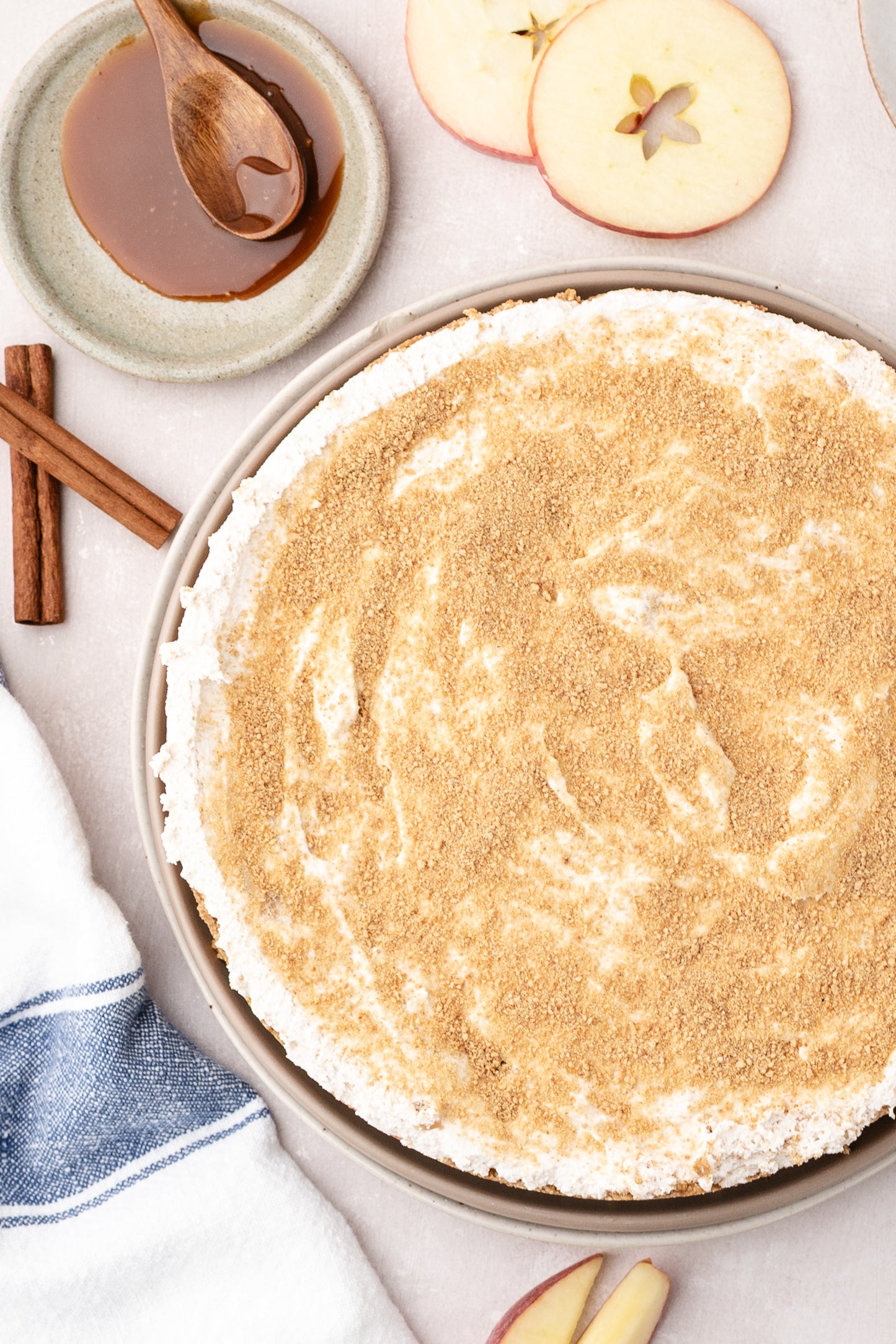 Apple Cheesecake