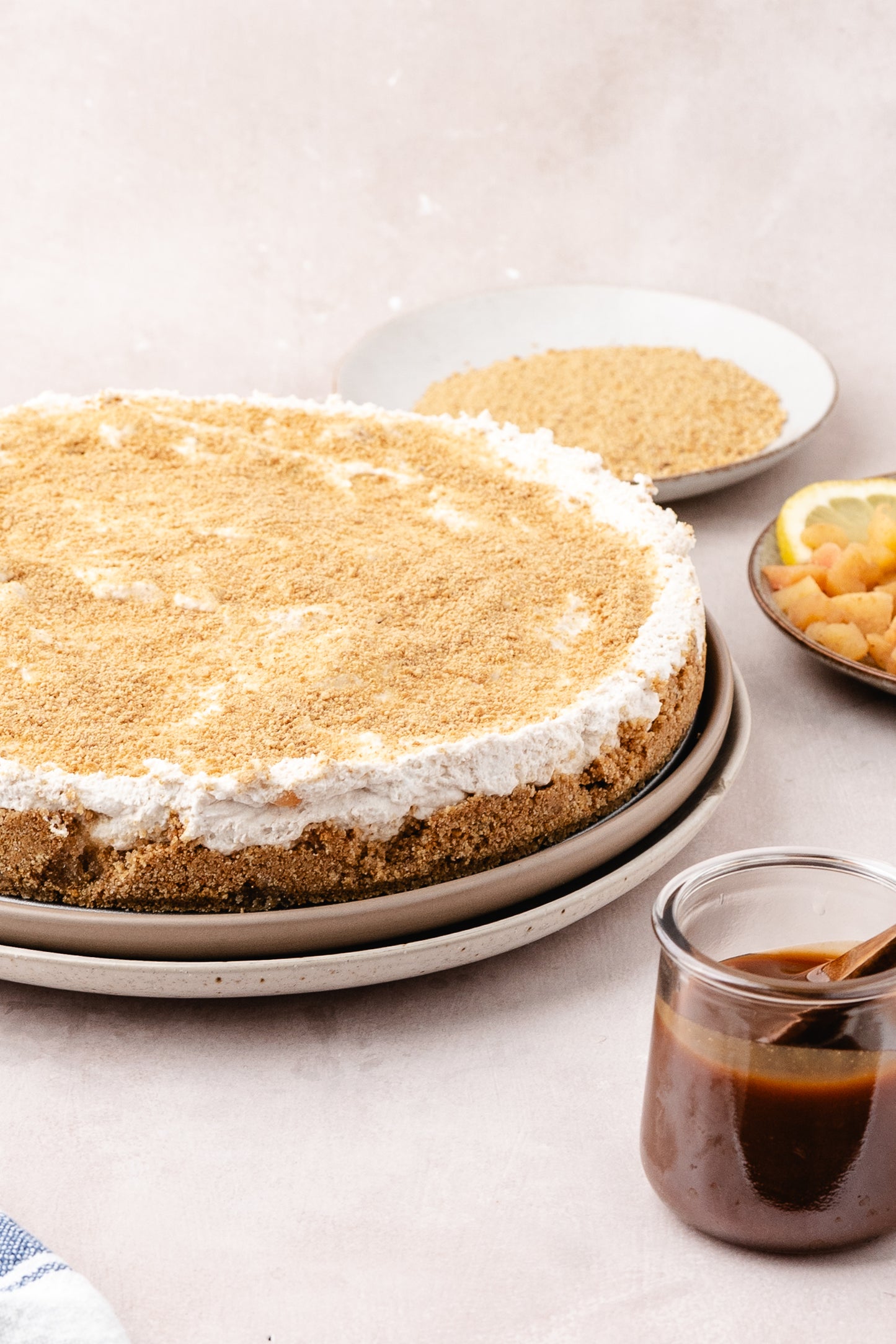 Apple Cheesecake