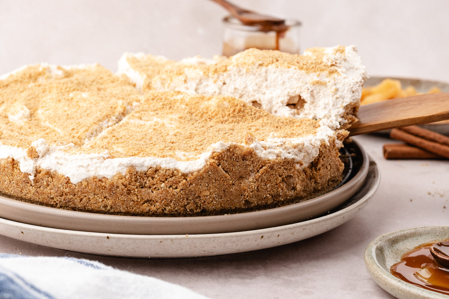 Apple Cheesecake
